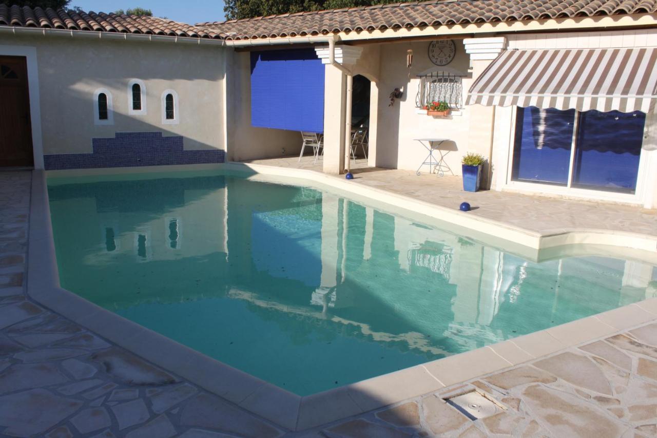 Les Jarres Bleues Apartment Grillon Luaran gambar