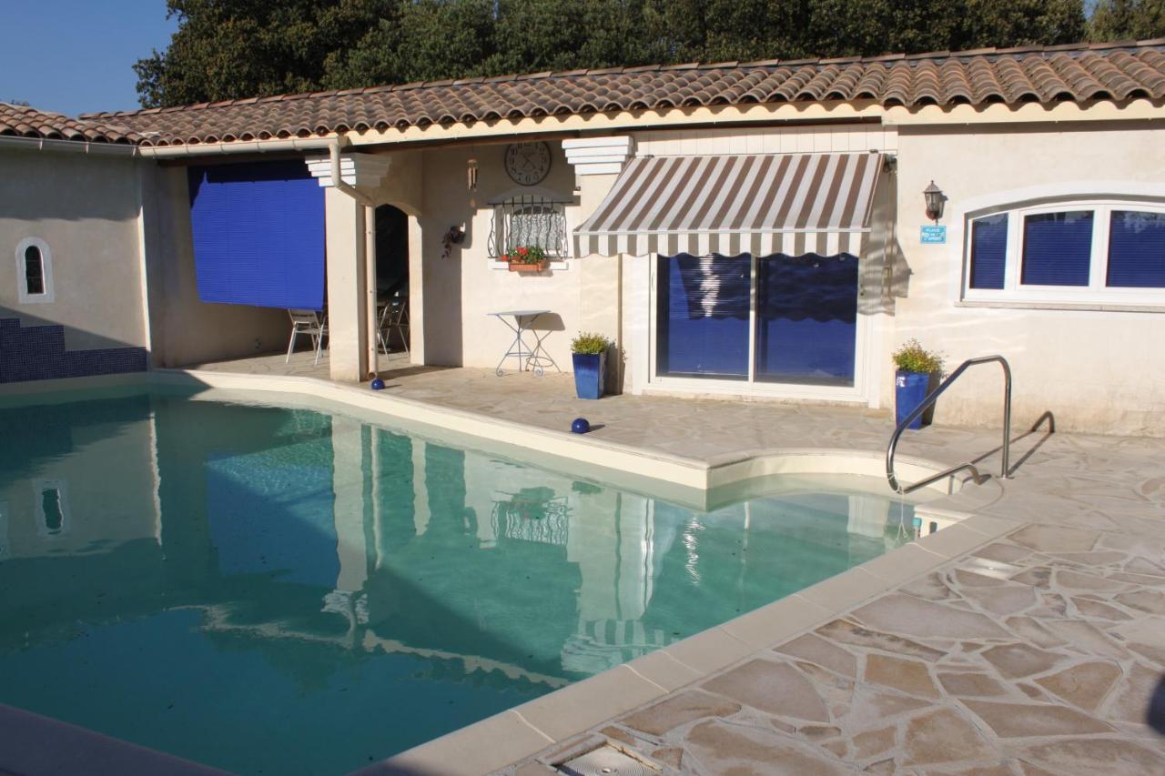 Les Jarres Bleues Apartment Grillon Luaran gambar